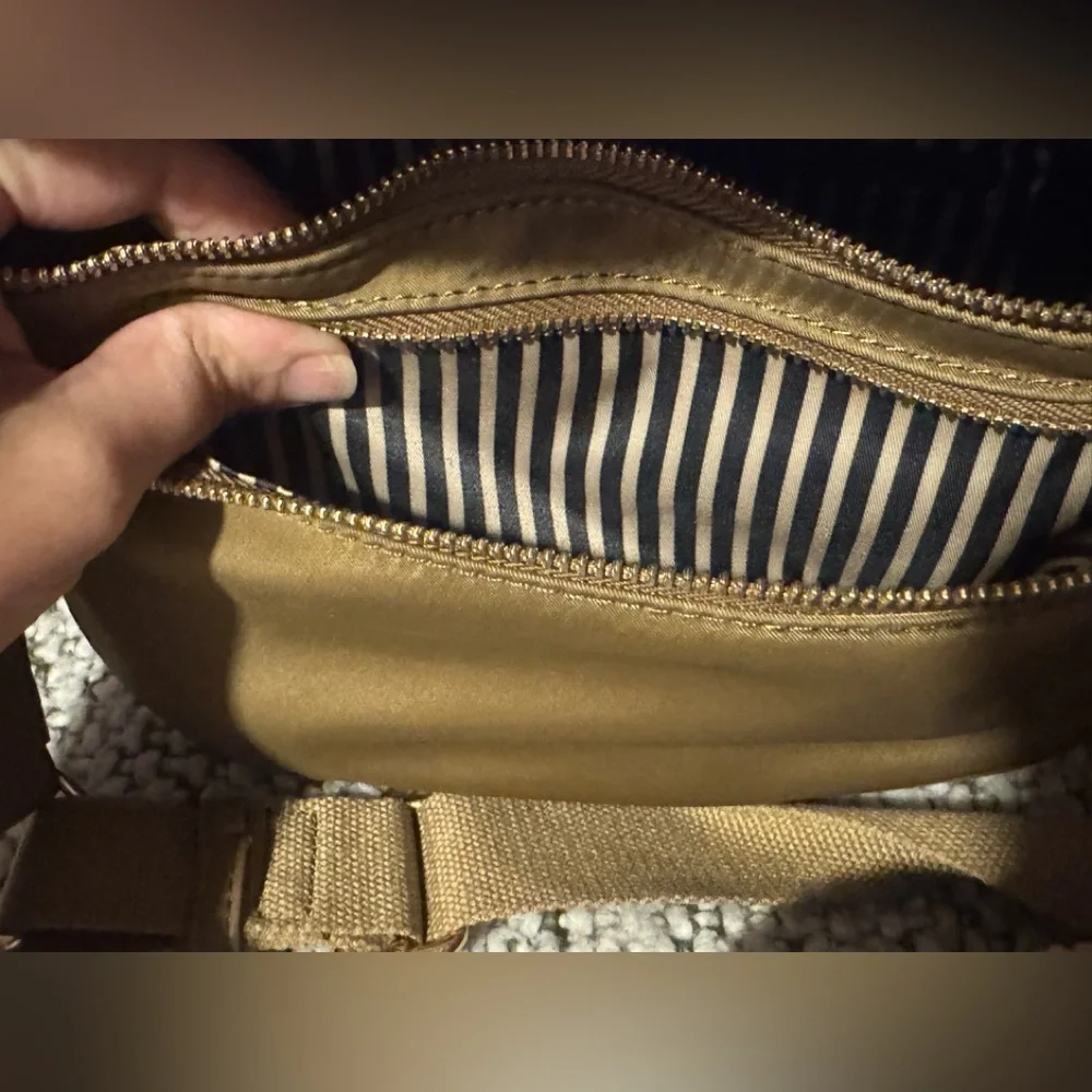 Ello Kahki Crossbody Bag with Gold hardware - Picture 5 of 14